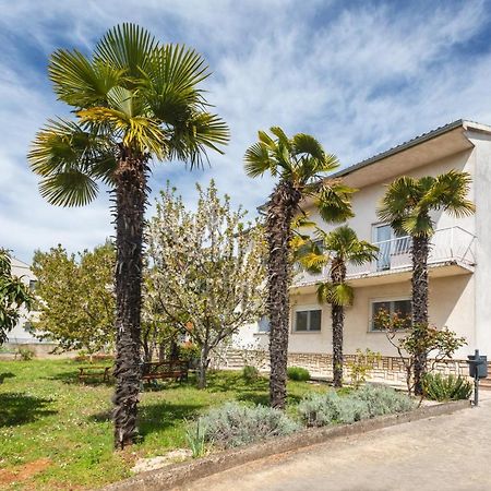 Apartments Villa Pavle 罗维尼 外观 照片