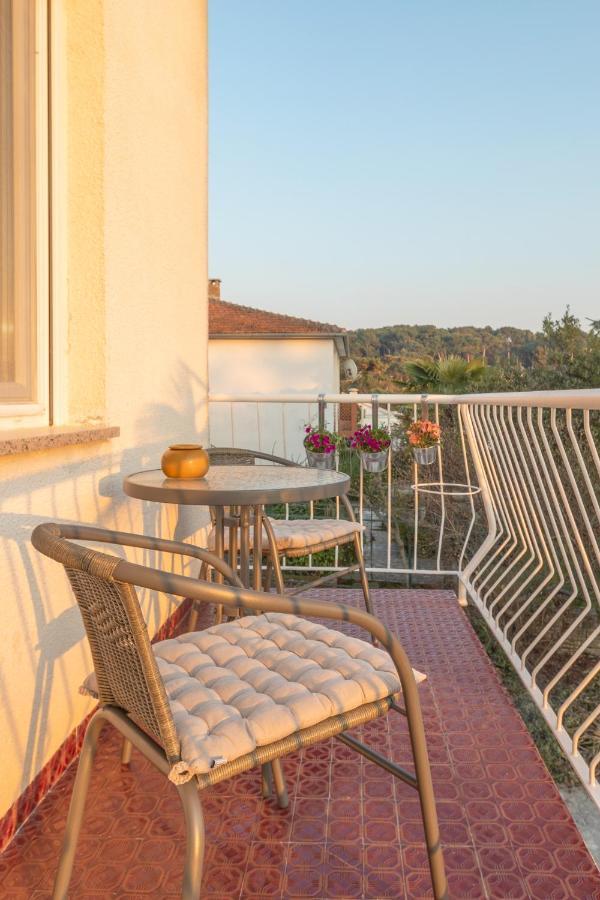 Apartments Villa Pavle 罗维尼 外观 照片