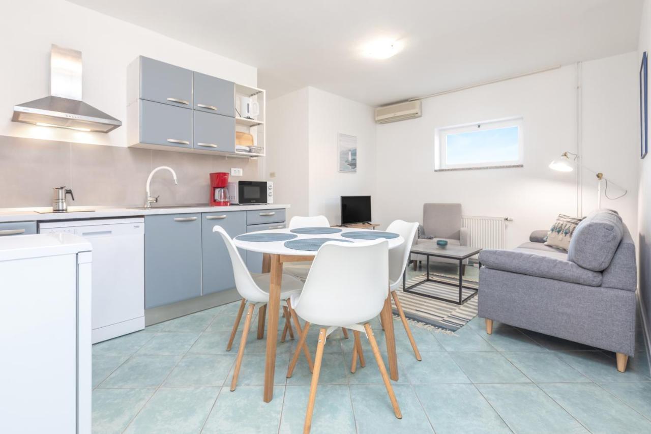 Apartments Villa Pavle 罗维尼 外观 照片