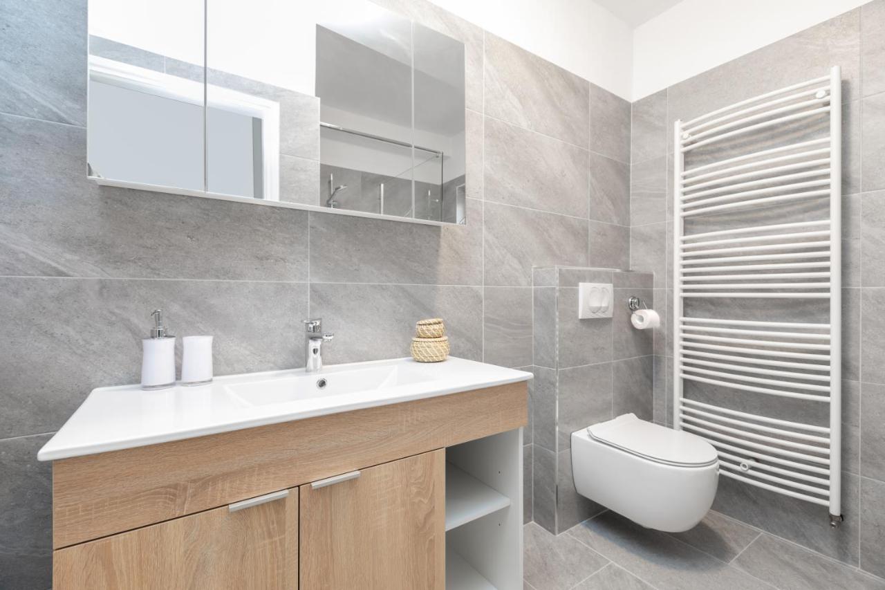 Apartments Villa Pavle 罗维尼 外观 照片