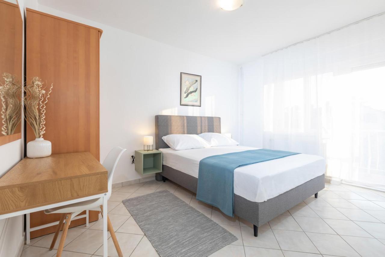 Apartments Villa Pavle 罗维尼 外观 照片